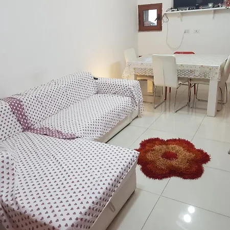 Casa Vacanze Via Cappuccini Apartment *